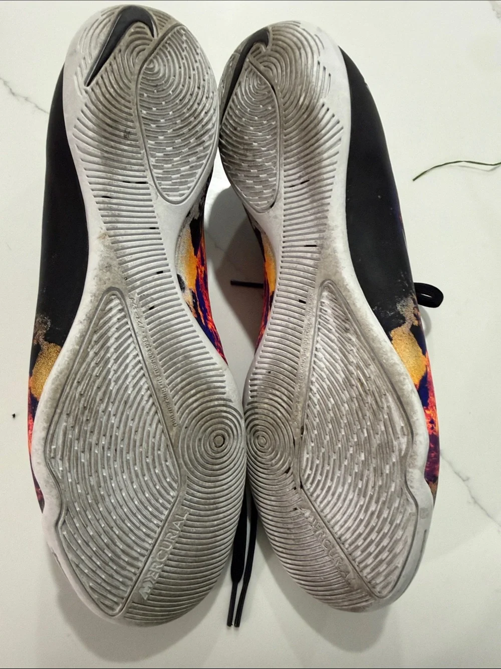 Nike vibrant indoor